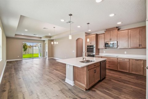 House in Spring Hill, Florida 3 bedrooms, 195.93 sq.m. № 1687279 - photo 7