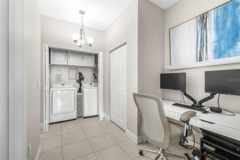 Touwnhouse à vendre à Plant City, Floride: 2 chambres, 136.19 m2 № 1904845 - photo 6