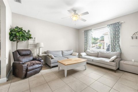 Touwnhouse à vendre à Plant City, Floride: 2 chambres, 136.19 m2 № 1904845 - photo 3