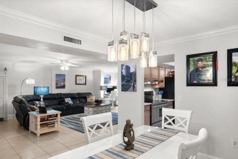 Condo in Daytona Beach Shores, Florida, 2 bedrooms  № 1810121 - photo 25