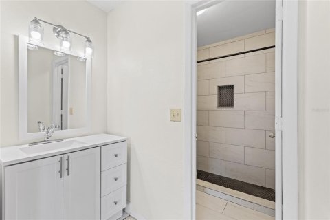 Townhouse in Orlando, Florida 3 bedrooms, 123.19 sq.m. № 1914593 - photo 16