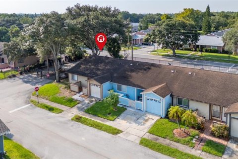 Touwnhouse à louer à Orlando, Floride: 3 chambres, 123.19 m2 № 1914593 - photo 21