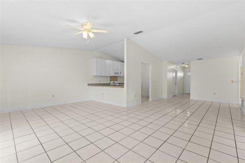 Touwnhouse à louer à Orlando, Floride: 3 chambres, 123.19 m2 № 1914593 - photo 11