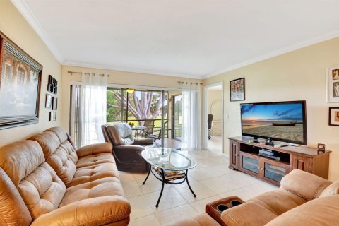 Condo in Boynton Beach, Florida, 2 bedrooms № 2183021 - photo 8