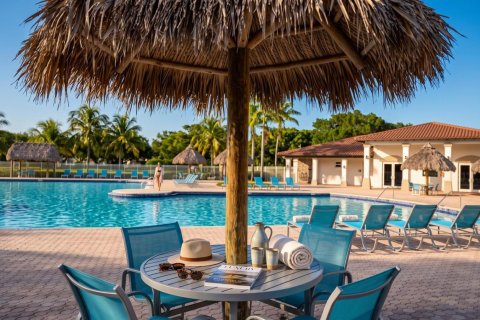 Villa ou maison à vendre à Weston, Floride: 5 chambres, 314.38 m2 № 2413102 - photo 5