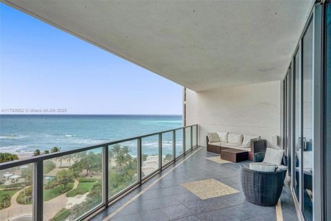 Condominio en venta en Hollywood, Florida, 2 dormitorios, 161 m2 № 2077245 - foto 7