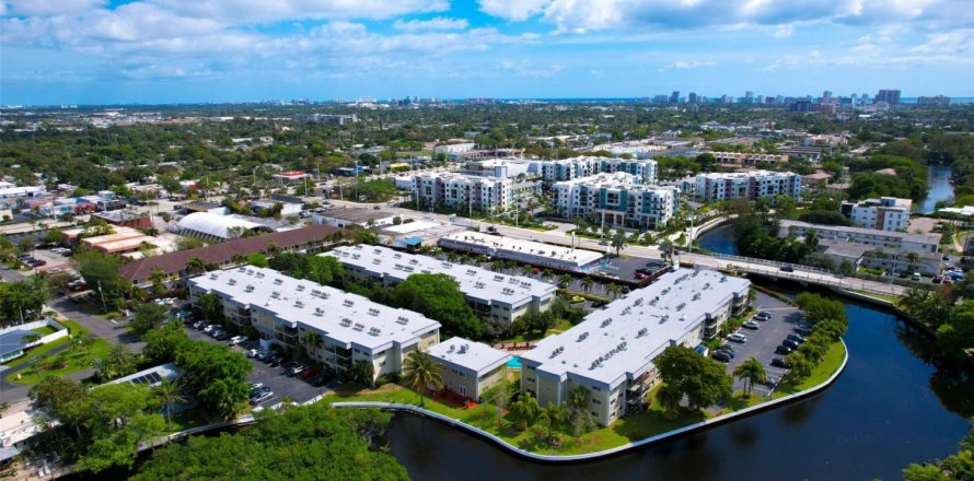 Condo à Wilton Manors, Floride, 2 chambres  № 1098686