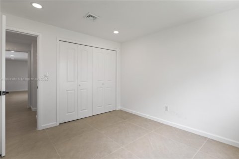 House in Pompano Beach, Florida 3 bedrooms, 196.67 sq.m. № 1823652 - photo 24