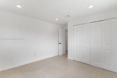 House in Pompano Beach, Florida 3 bedrooms, 196.67 sq.m. № 1823652 - photo 21