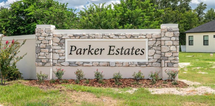 Land in Lakeland, Florida № 2370875