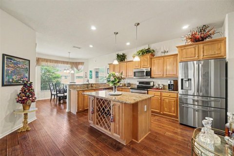 Купить виллу или дом в Эйвон-Парк, Флорида 7 комнат, 219.53м2, № 2109761 - фото 12