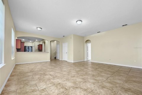 Villa ou maison à vendre à Kissimmee, Floride: 3 chambres, 186.27 m2 № 2199708 - photo 11
