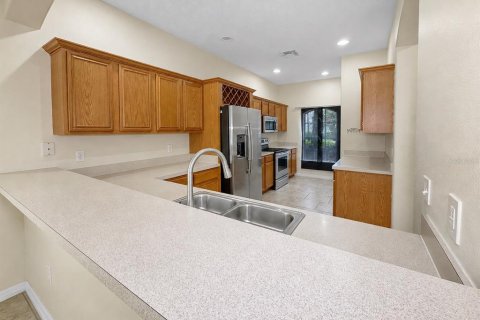 Villa ou maison à vendre à Kissimmee, Floride: 3 chambres, 186.27 m2 № 2199708 - photo 6