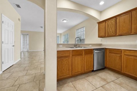 Villa ou maison à vendre à Kissimmee, Floride: 3 chambres, 186.27 m2 № 2199708 - photo 2