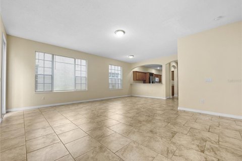 Villa ou maison à vendre à Kissimmee, Floride: 3 chambres, 186.27 m2 № 2199708 - photo 13