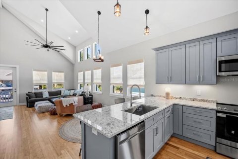 House in Flagler Beach, Florida 3 bedrooms, 134.8 sq.m. № 1516674 - photo 7