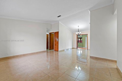 Купить виллу или дом в Майами, Флорида 3 спальни, 214.05м2, № 1989692 - фото 7