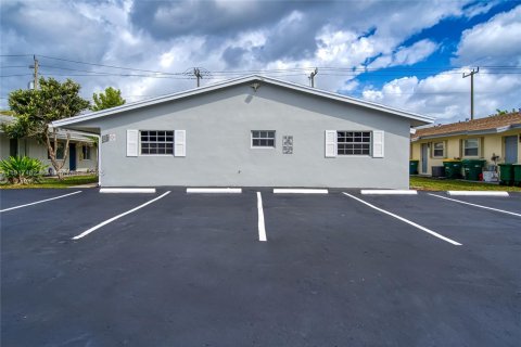 Copropriété à louer à Fort Lauderdale, Floride: 2 chambres, 92.9 m2 № 1972188 - photo 3