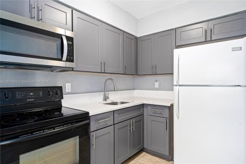 Copropriété à louer à Fort Lauderdale, Floride: 2 chambres, 92.9 m2 № 1972188 - photo 4