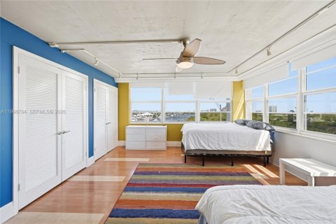 Condo in Fort Lauderdale, Florida, 2 bedrooms № 2145671 - photo 28