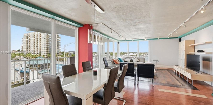 Condo in Fort Lauderdale, Florida, 2 bedrooms № 2145671