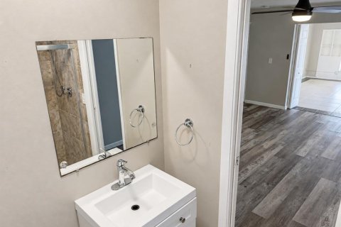 Appartement à louer à Punta Gorda, Floride: 2 chambres, 77.85 m2 № 2418620 - photo 6
