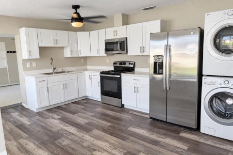 Appartement à Punta Gorda, Floride 2 chambres, 77.85 m2 № 2418620
