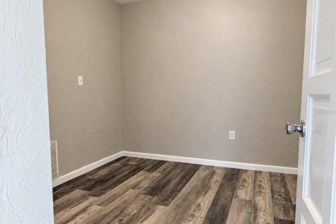 Appartement à louer à Punta Gorda, Floride: 2 chambres, 77.85 m2 № 2418620 - photo 4