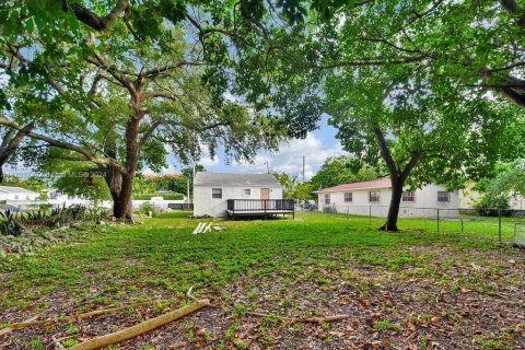 House in Miami, Florida 2 bedrooms, 77.48 sq.m. № 1977502 - photo 7