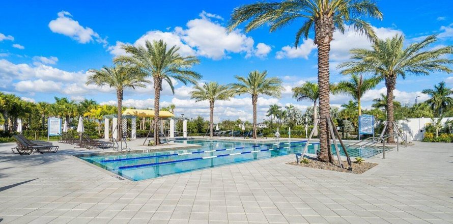 House in Westlake, Florida 5 bedrooms, 348.57 sq.m. № 1159738