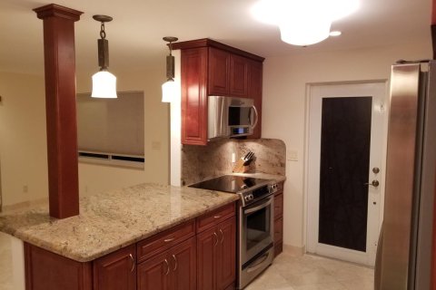 Condo in Fort Lauderdale, Florida, 2 bedrooms  № 2083983 - photo 4