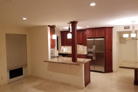 Condo in Fort Lauderdale, Florida, 2 bedrooms  № 2083983 - photo 11