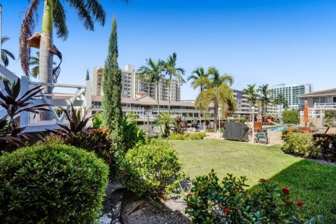 Condo in Fort Lauderdale, Florida, 2 bedrooms  № 2083983 - photo 24