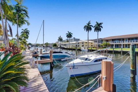 Condo in Fort Lauderdale, Florida, 2 bedrooms  № 2083983 - photo 19