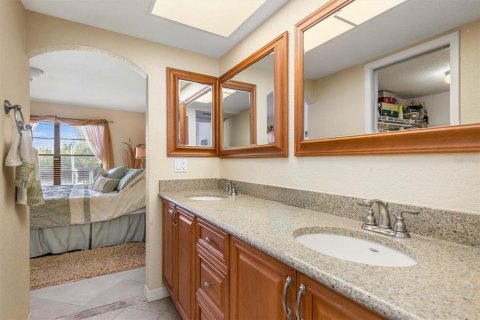 Condo in Punta Gorda, Florida, 2 bedrooms  № 1733771 - photo 23