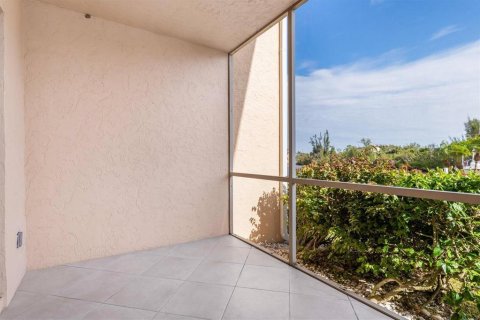 Condo in Punta Gorda, Florida, 2 bedrooms  № 1733771 - photo 28