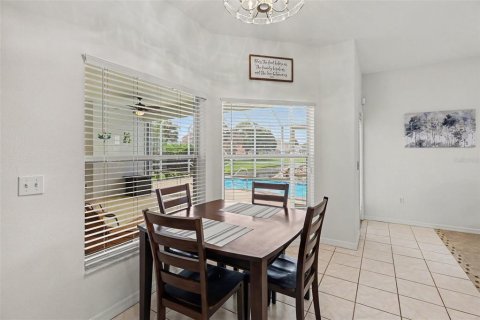 House in Rockledge, Florida 4 bedrooms, 224.45 sq.m. № 2203378 - photo 7