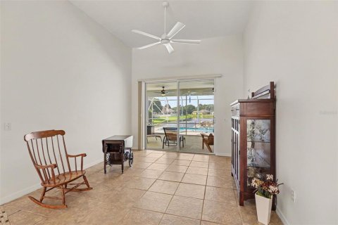 House in Rockledge, Florida 4 bedrooms, 224.45 sq.m. № 2203378 - photo 12