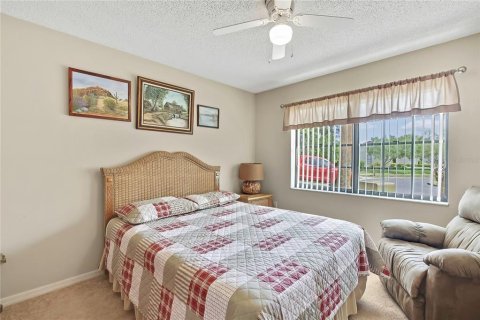 Villa ou maison à vendre à New Port Richey, Floride: 2 chambres, 113.34 m2 № 2148828 - photo 20