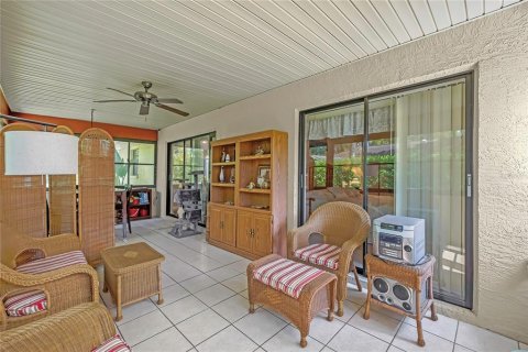 Villa ou maison à vendre à New Port Richey, Floride: 2 chambres, 113.34 m2 № 2148828 - photo 7