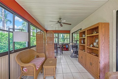 Villa ou maison à vendre à New Port Richey, Floride: 2 chambres, 113.34 m2 № 2148828 - photo 6