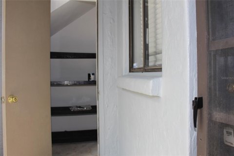 Condominio en alquiler en Orlando, Florida, 2 dormitorios, 86.86 m2 № 1831348 - foto 5