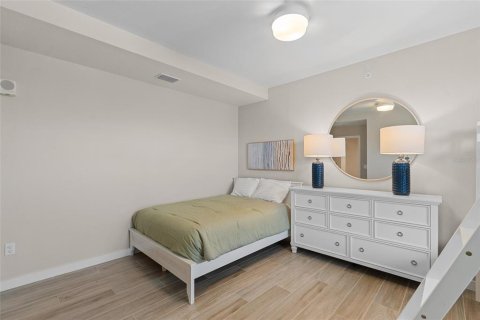 Condominio en venta en Cape Coral, Florida, 3 dormitorios, 156.54 m2 № 1677578 - foto 21