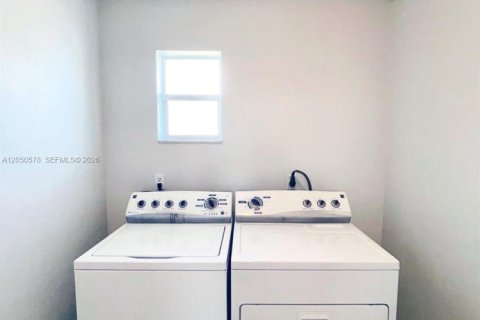 Immobilier commercial à vendre à Stuart, Floride: 105.07 m2 № 2171423 - photo 27