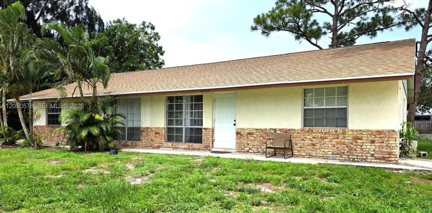 Immobilier commercial à Stuart, Floride 105.07 m2 № 2171423