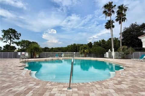 Condo in Orlando, Florida, 2 bedrooms  № 2203379 - photo 27