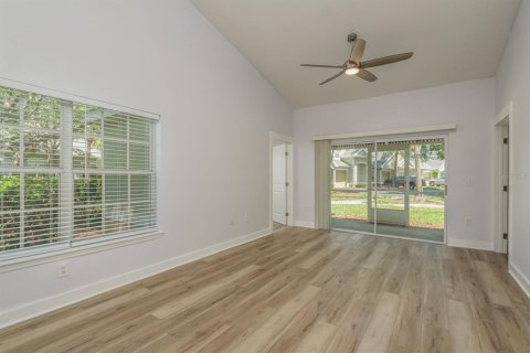 Condo in Palm Harbor, Florida, 2 bedrooms  № 1629889 - photo 8