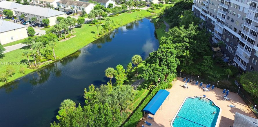 Condo in Hollywood, Florida, 1 bedroom № 1997985