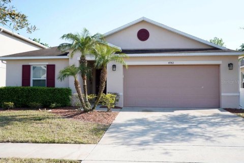 Villa ou maison à Kissimmee, Floride 4 chambres, 183.76 m2 № 2360867