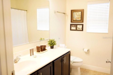 Villa ou maison à louer à Kissimmee, Floride: 4 chambres, 183.76 m2 № 2360867 - photo 20